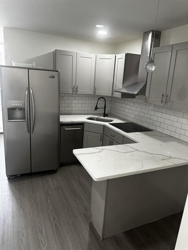 Foto del edificio - 609 New York Ave