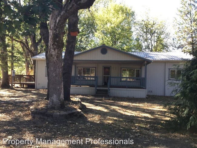 Foto del edificio - 954 Ewe Creek Rd