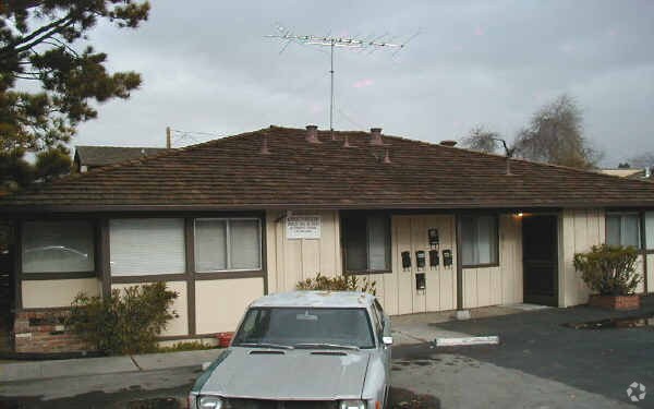 Primary Photo - Alma Garden Apartments