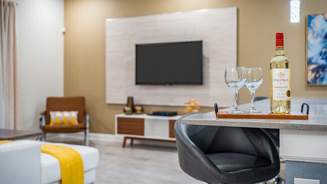 Foto del edificio - 4804 Lullaby Ln