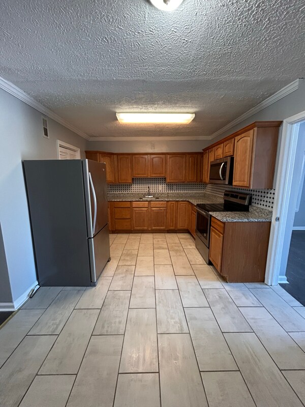 Foto del edificio - 821 Lannerton Rd