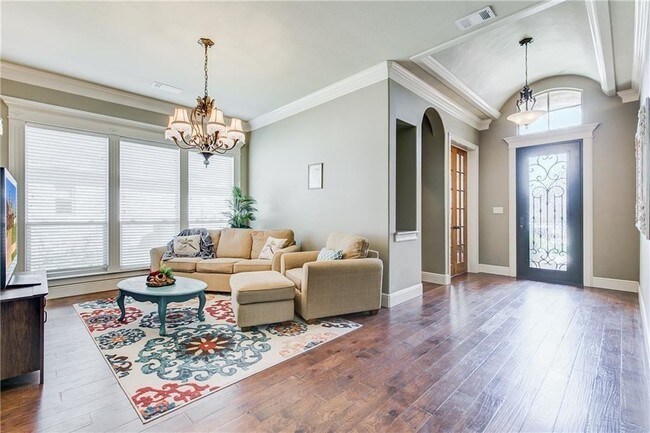 Building Photo - 2306 Marseilles Ct