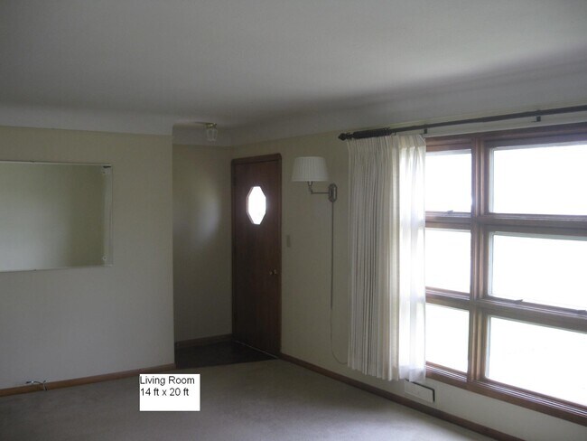 Building Photo - 13928 Oakview Blvd