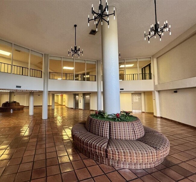 Foto del edificio - 5800 SW 127th Ave