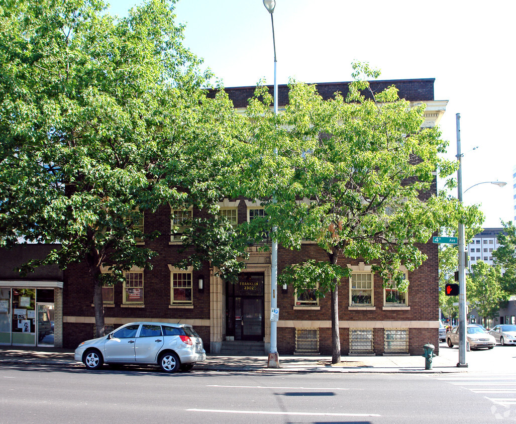 Building Photo - Franklin Apartments