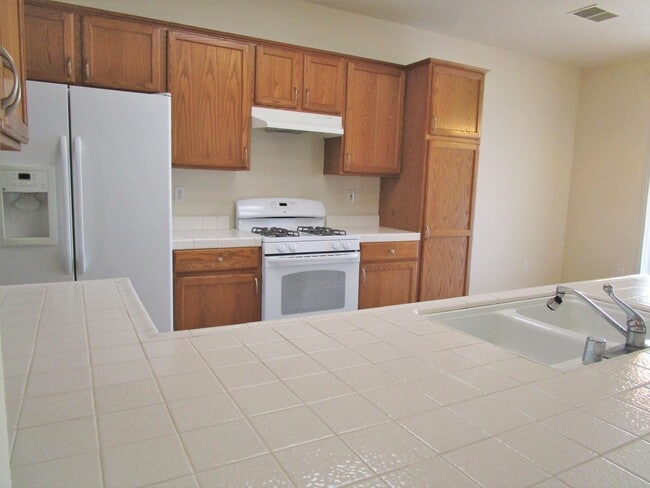 Building Photo - 2777 Stonecrest Way