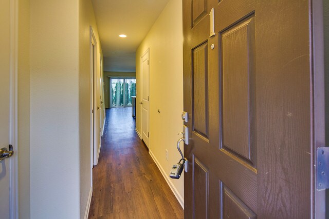 Foto del edificio - 5979 SE Harmony Rd
