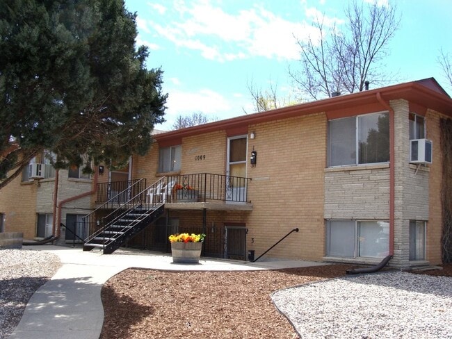 Building Photo - 1009 Mchugh St