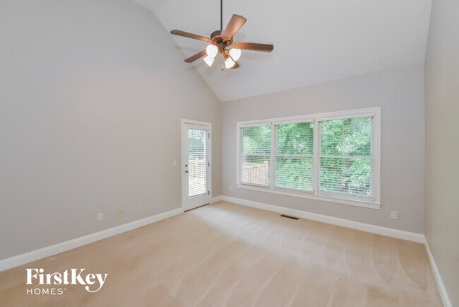 Building Photo - 107 Baywood Ln