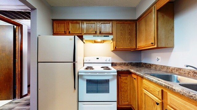 Foto del edificio - 715 S Golfcrest Rd