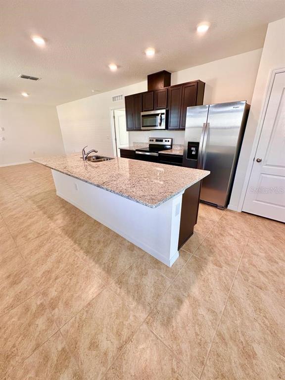 Foto del edificio - 1020 Chasetree Ln