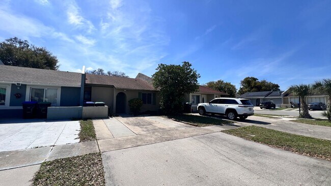 Foto del edificio - 2 Bedroom/1 Bath Townhome in Orlando!