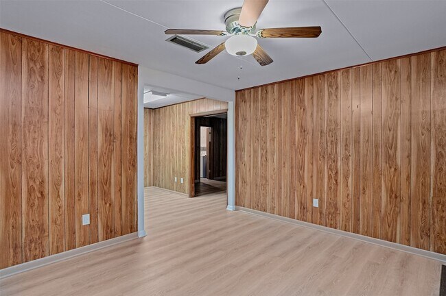 Foto del edificio - 1101 Shirley Ln