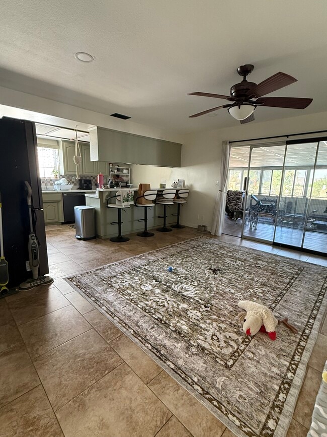 Foto del edificio - 12162 Country Club Ln