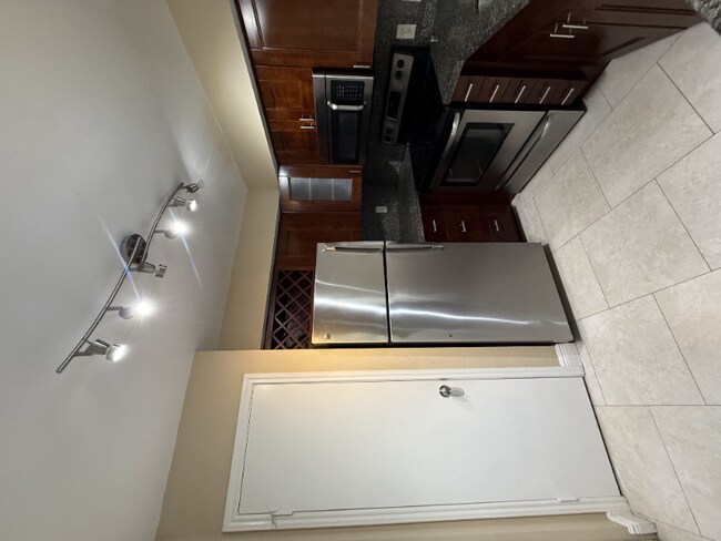 Foto del edificio - 2400 NW 33rd St