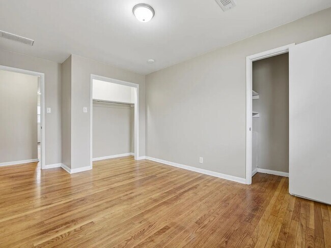 Foto del edificio - 2110 Carlisle Rd