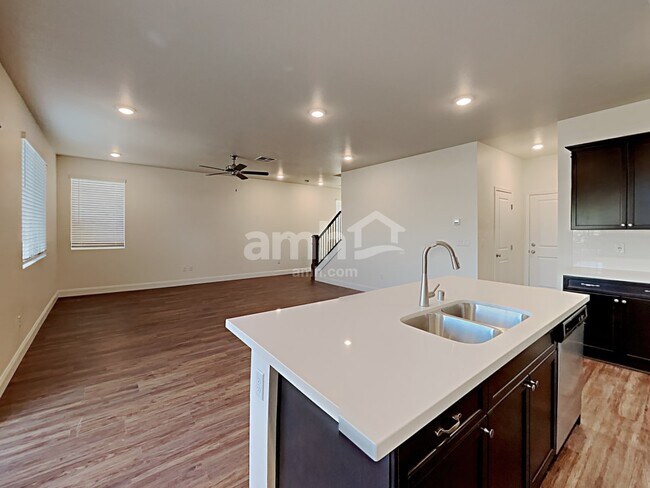 Foto del edificio - 6023 Schmidt St