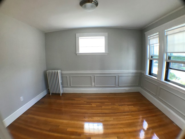 Building Photo - 136 Arlington St
