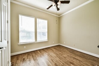 Building Photo - 1117 St Agnes St