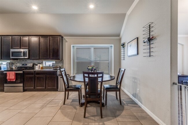 Building Photo - 11800 Patton Dr