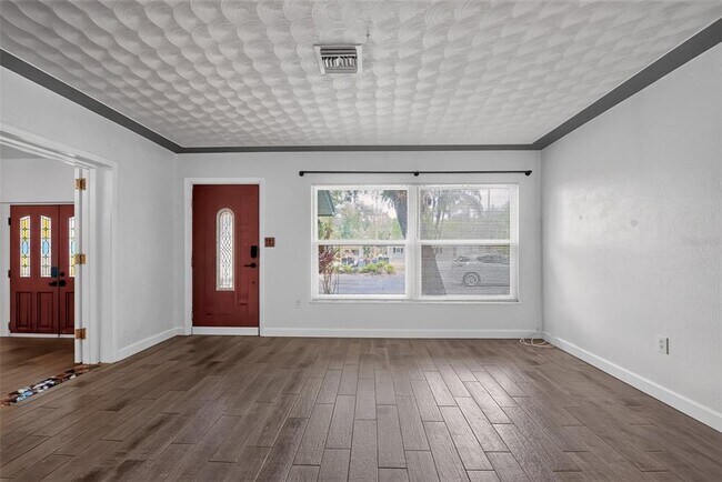 Building Photo - 6270 62nd Ave N