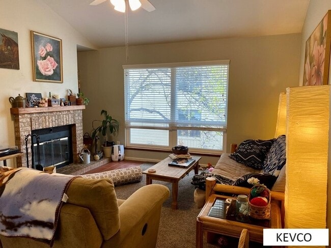 Building Photo - Two-Level Townhouse Near CSU!