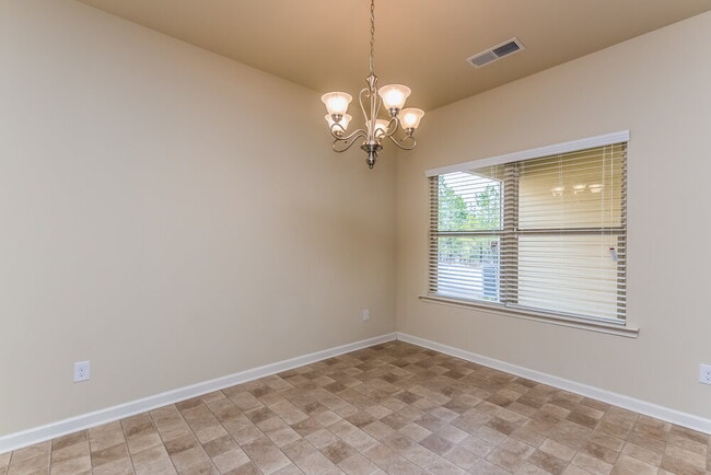 Foto del edificio - 2960 Nairn Ct