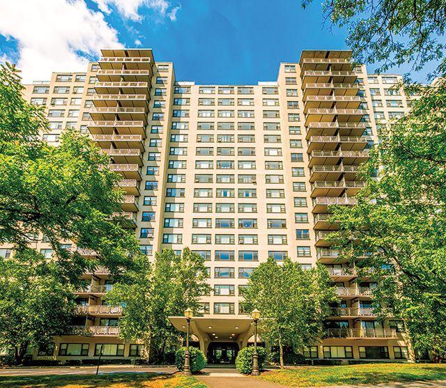 Building Photo - Colony House Apartments