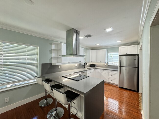 Foto del edificio - 802 SW 14th Ave