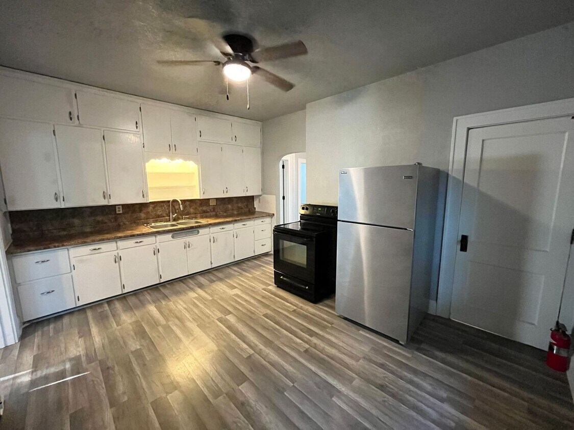 Primary Photo - 3 Bed 1 Bath Single Family Home in Wausau