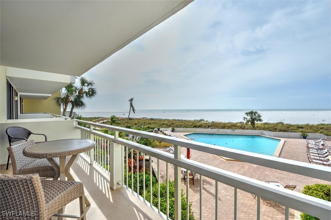 Foto principal - 180 Seaview Ct