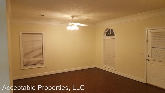 Foto del edificio - 8082 Veterans Pkwy