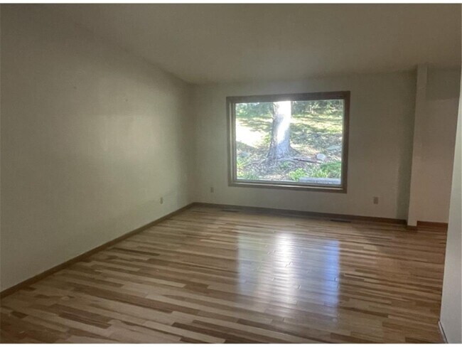 Foto del edificio - 14810 Lloyds Dr