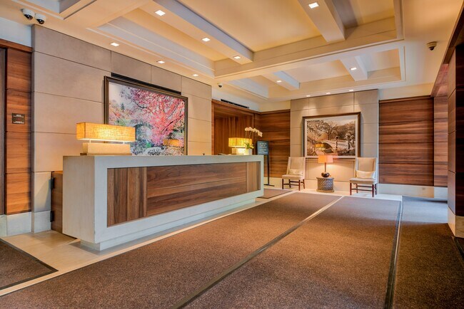 Foto del edificio - 48 W 68th St