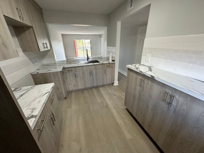 Foto del edificio - 850 NE 207th Terrace