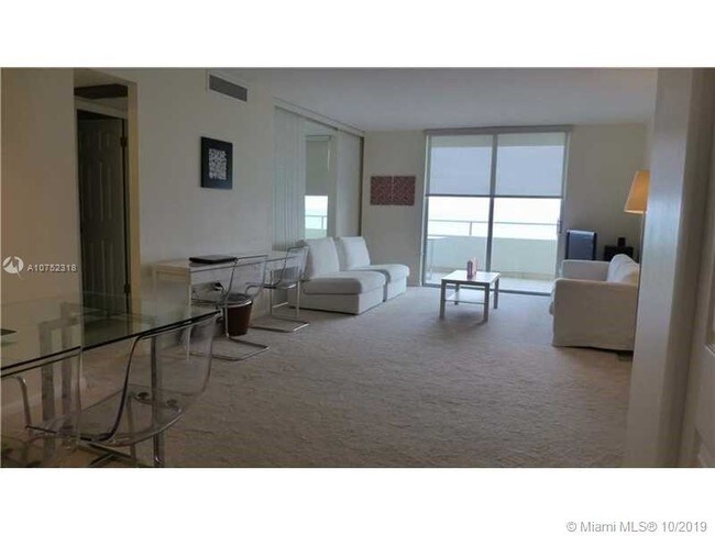 Building Photo - 5555  Collins Ave  8K Miami Beach FL 33140