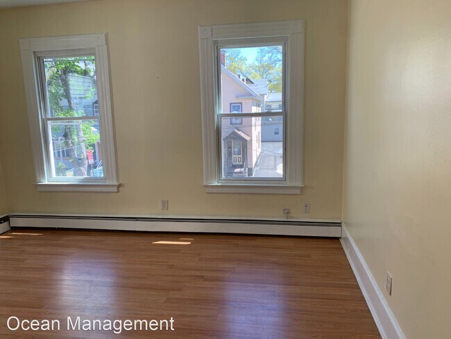 Building Photo - 434 Poplar St