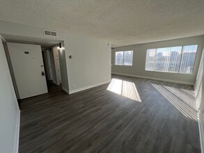 Interior Photo - 245 South Serrano Ave