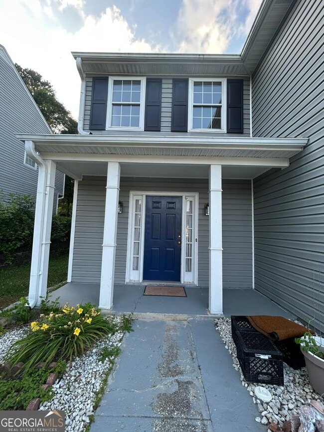 Building Photo - 5335 Lakebrooke Run