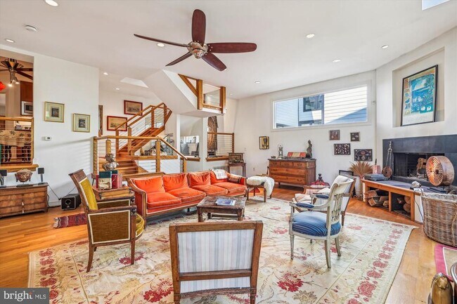 Foto del edificio - 4519 Garrison St NW