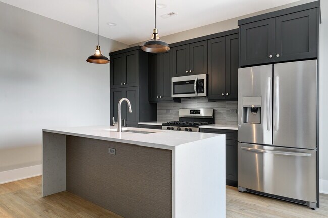 Foto del edificio - 4646 N Damen Ave
