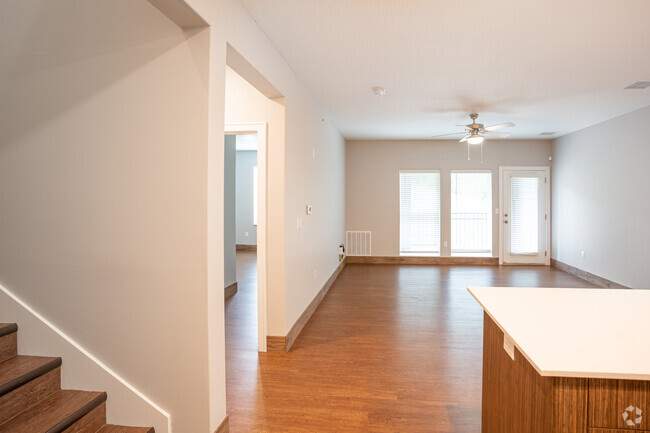 3HAB, 3BA - 1883 ft² - Hawker Apartments