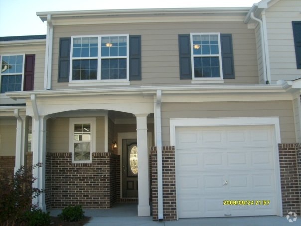 Building Photo - 1052 Crown Blvd