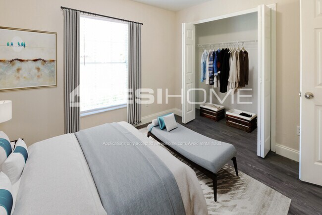 Foto del edificio - 2703 N Lincoln Ave