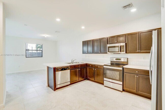 Foto del edificio - 11461 SW 252nd Ter