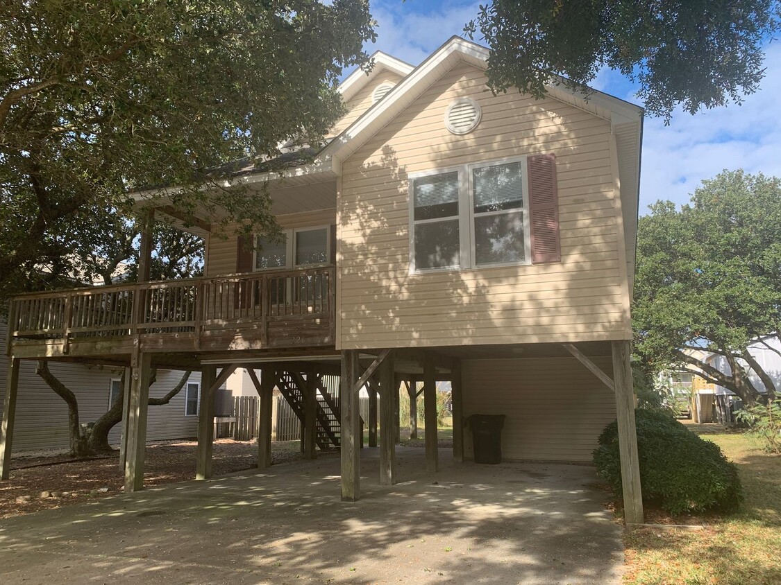 Primary Photo - 226 W Palmetto St