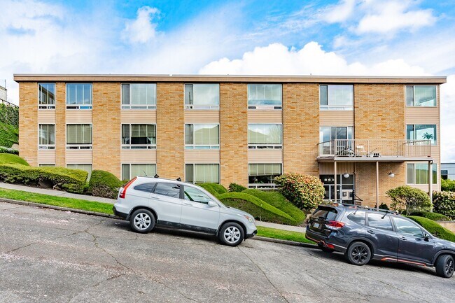 Foto del edificio - Lake Terrace Apartments