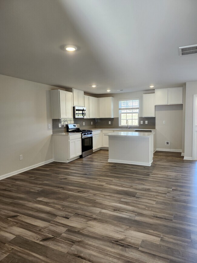 Foto del edificio - 818 Powder Br Dr