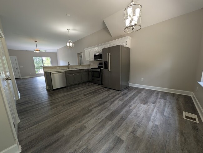 Building Photo - 1001 Nighthawk Ln