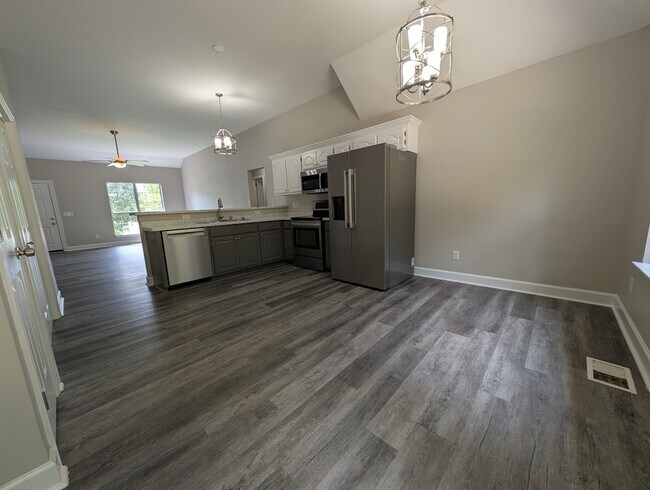 Foto del edificio - 1001 Nighthawk Ln